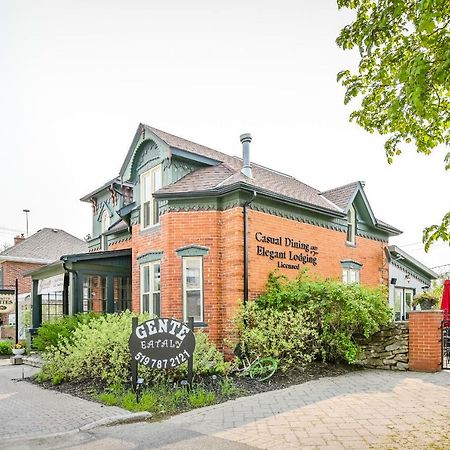 St Andrew Suites Fergus Bagian luar foto