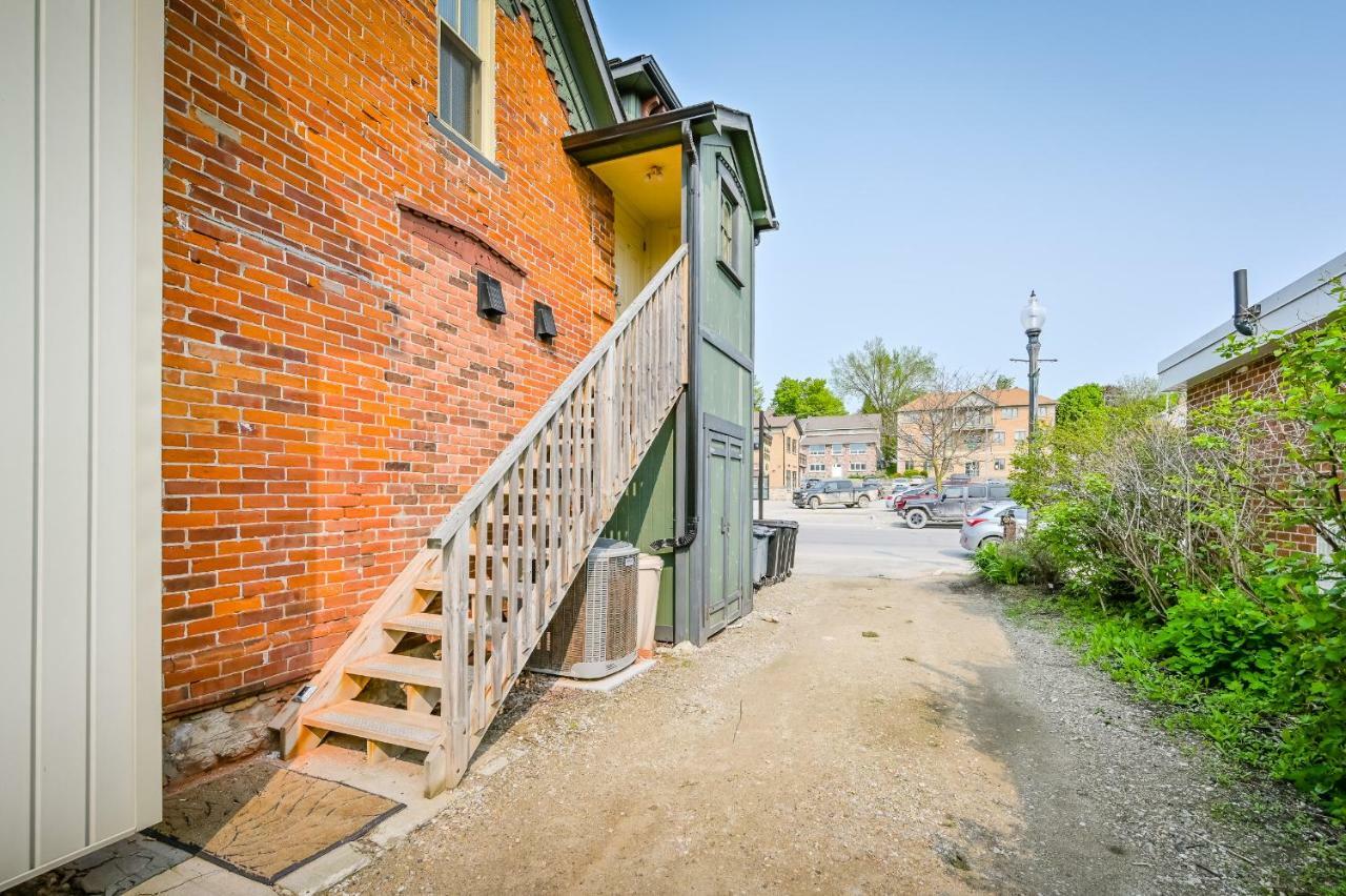 St Andrew Suites Fergus Bagian luar foto